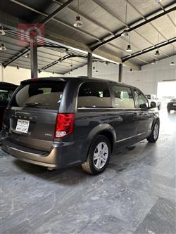 Dodge Caravan